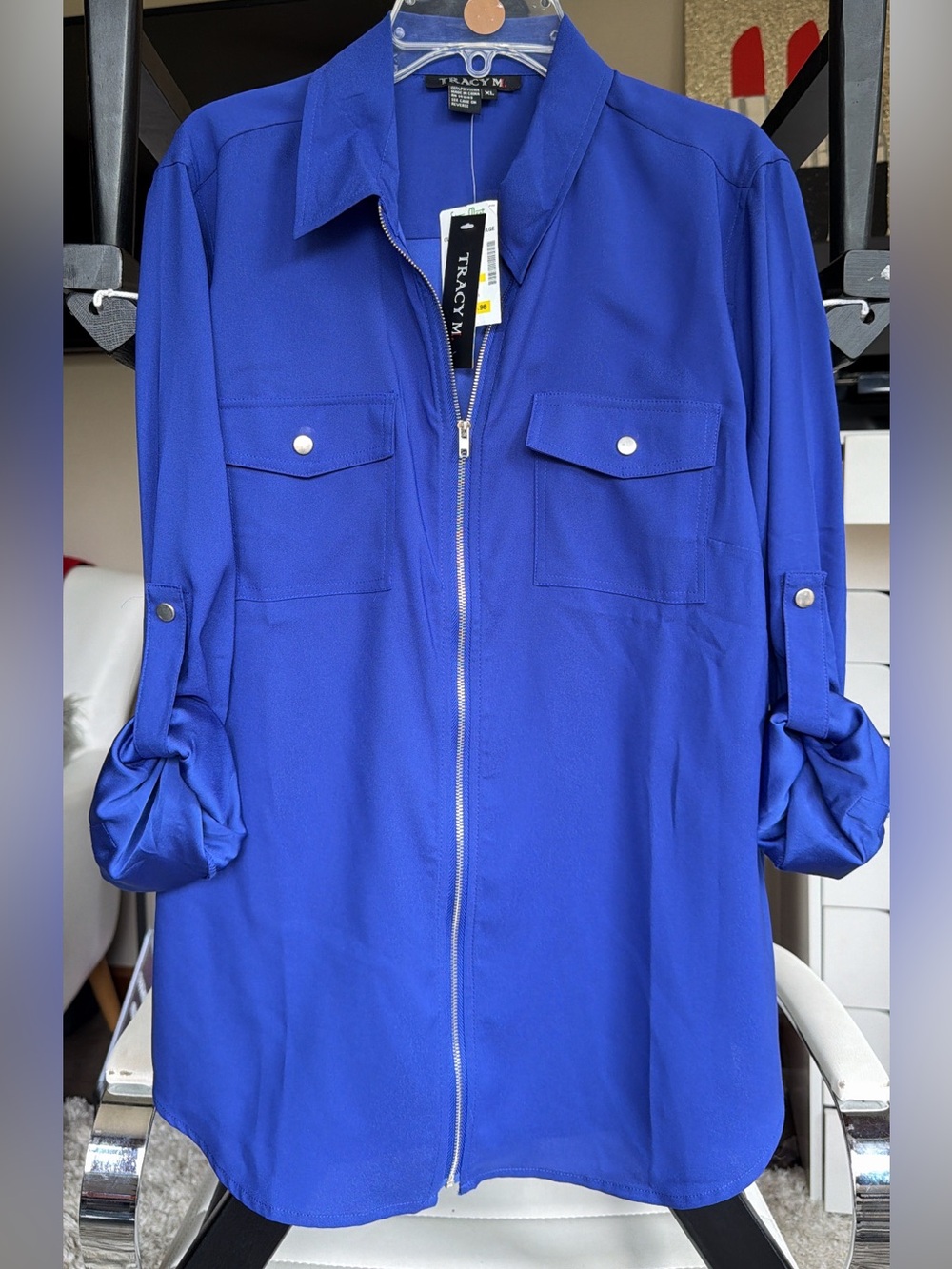 NWT Tracy M blue zipper down blouse